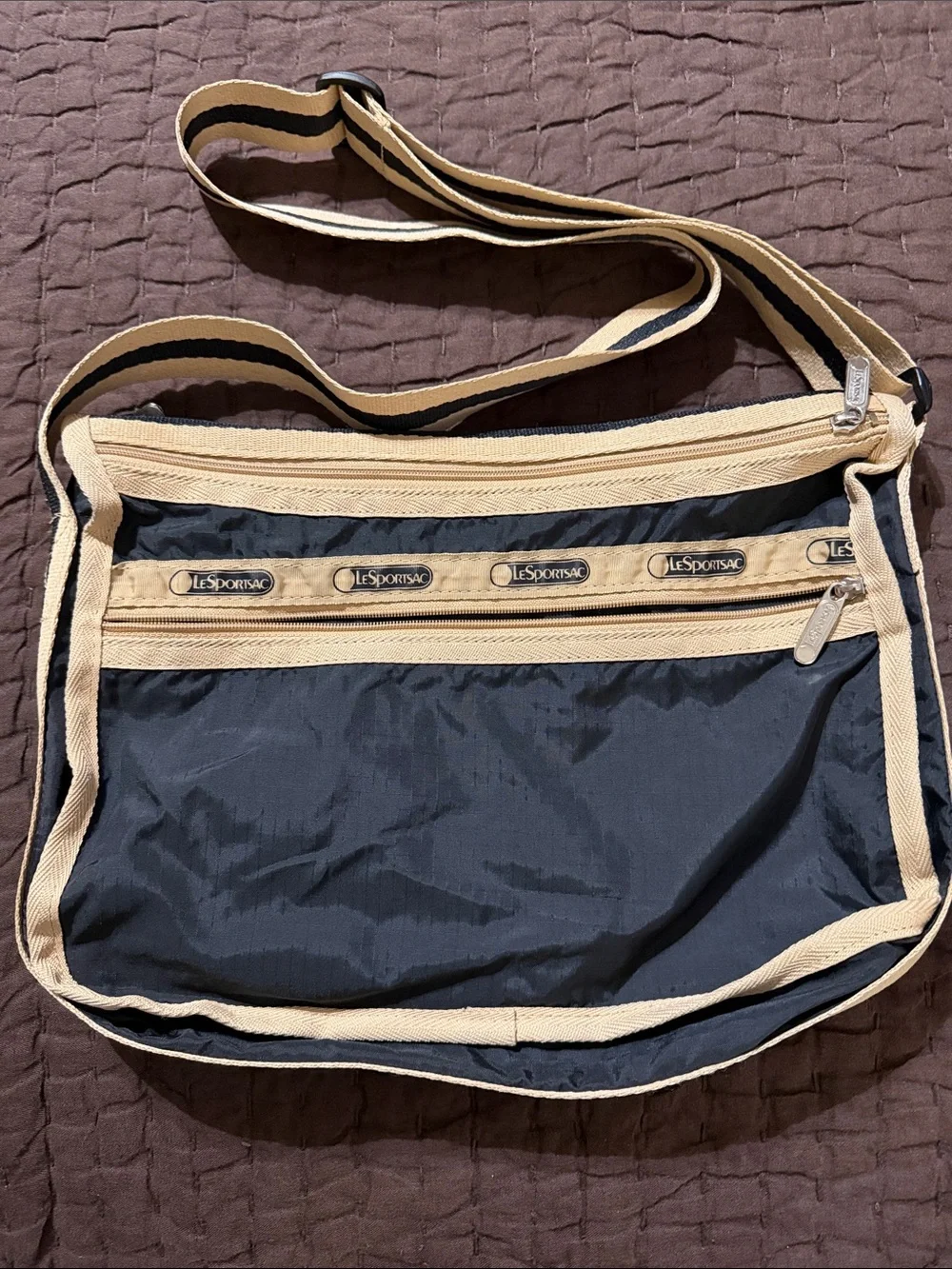 LeSportsac Black and Tan Nylon Messenger Crossbody Bag